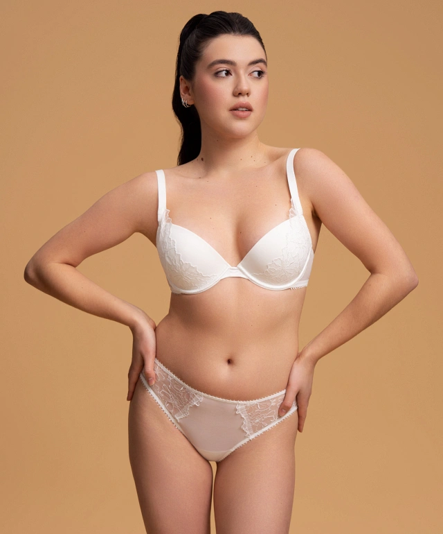 Biustonosz z miękką miseczką 011SR biały