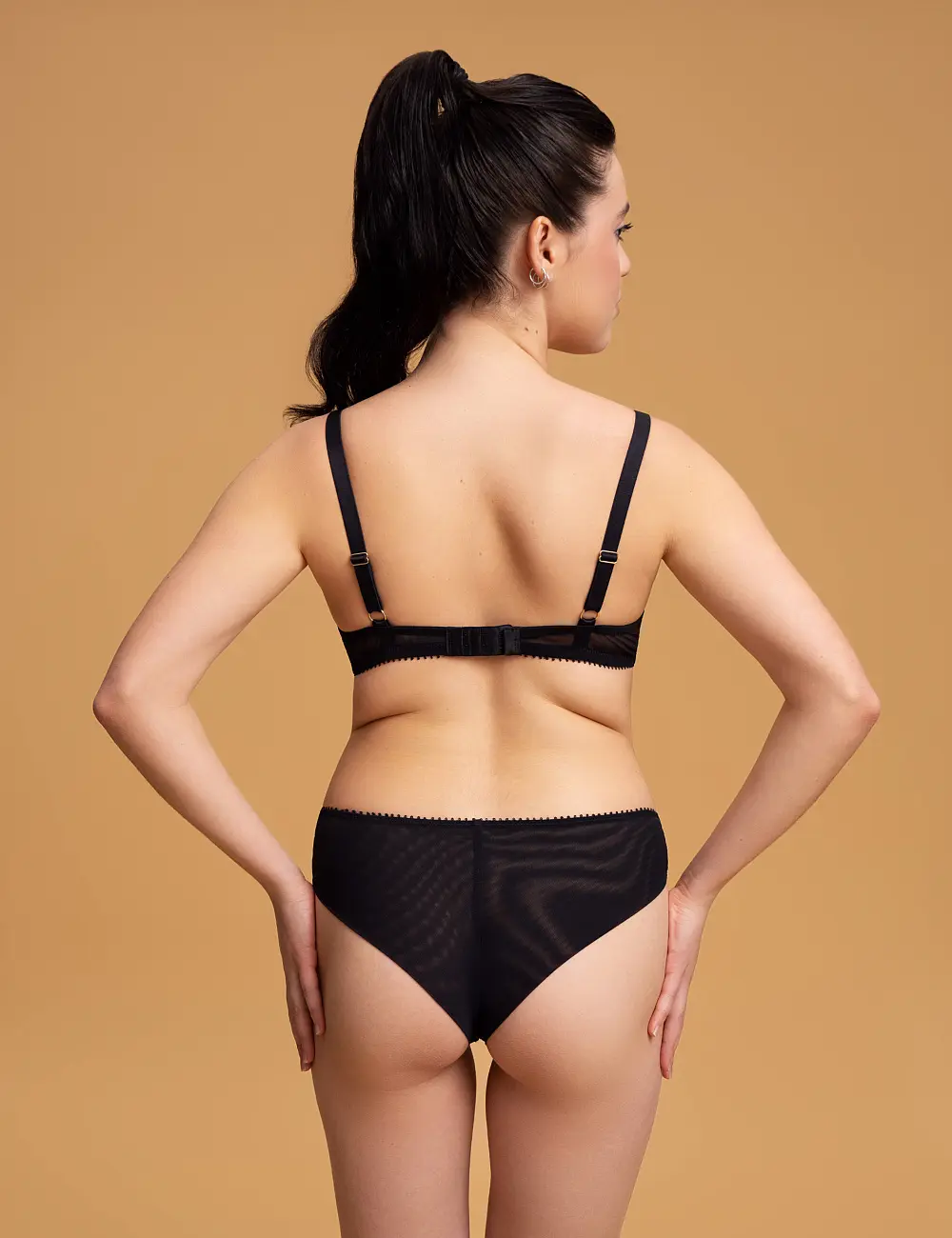 Biustonosz push-up 102SR czarny