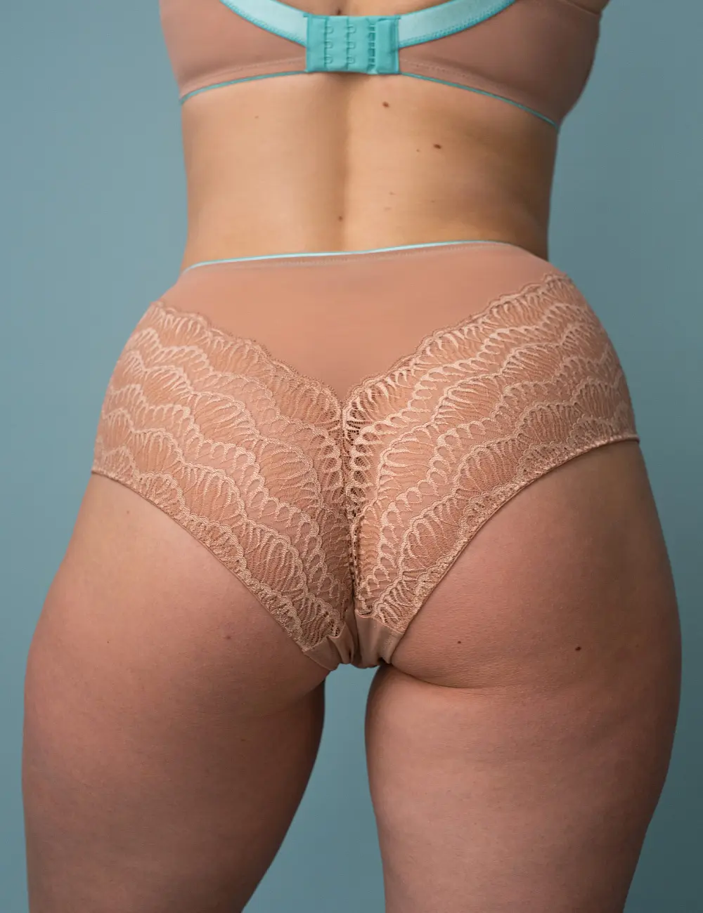 Majtki figi z wysokim stanem 101K