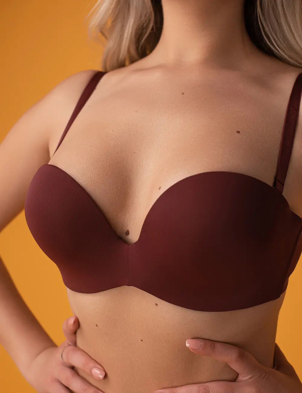 Biustonosz push-up 225C bordo