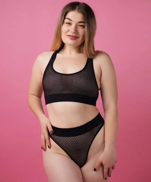 Majtki stringi 002PL czarne