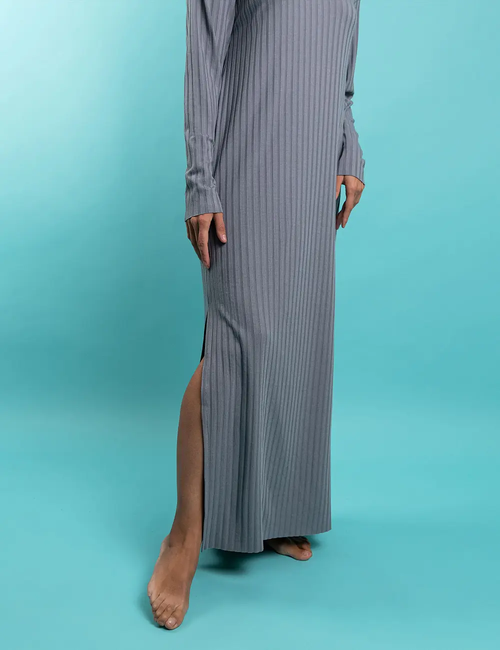 Sukienka z dzianiny 611RW szara