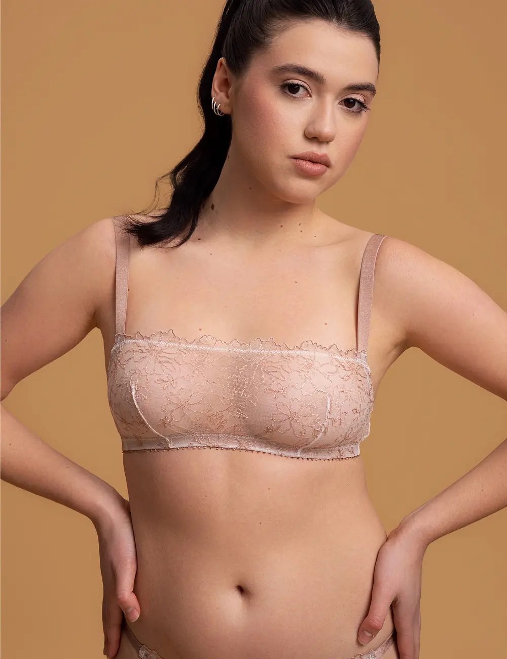 Biustonosz z miękką miseczką 032SR migdałowy