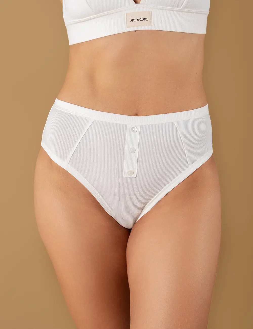 Majtki figi wysokie 201GT kość słoniowa