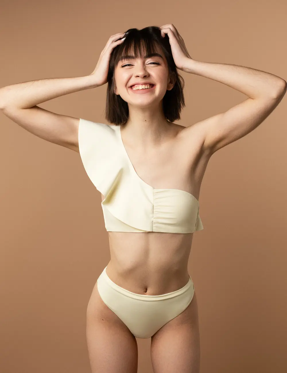 Top bandeau kąpielowy 631MS kość słoniowa