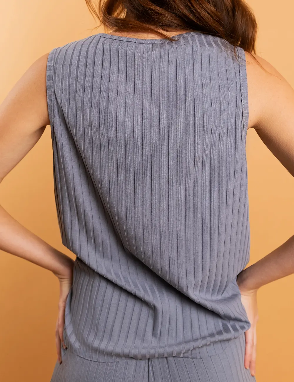 Bluzka na ramiączkach 670RW szara