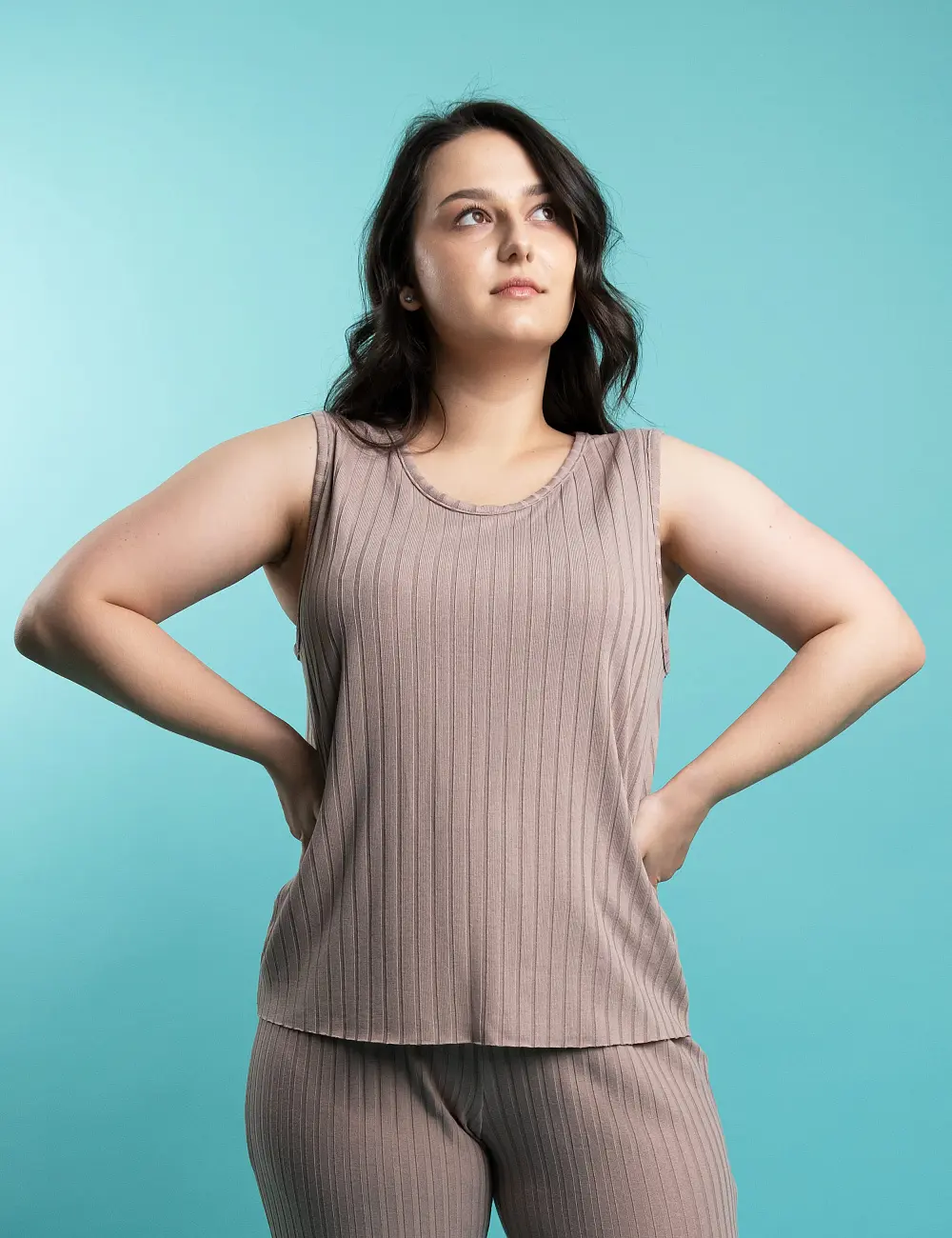 Bluzka na ramiączkach 670RW mokka