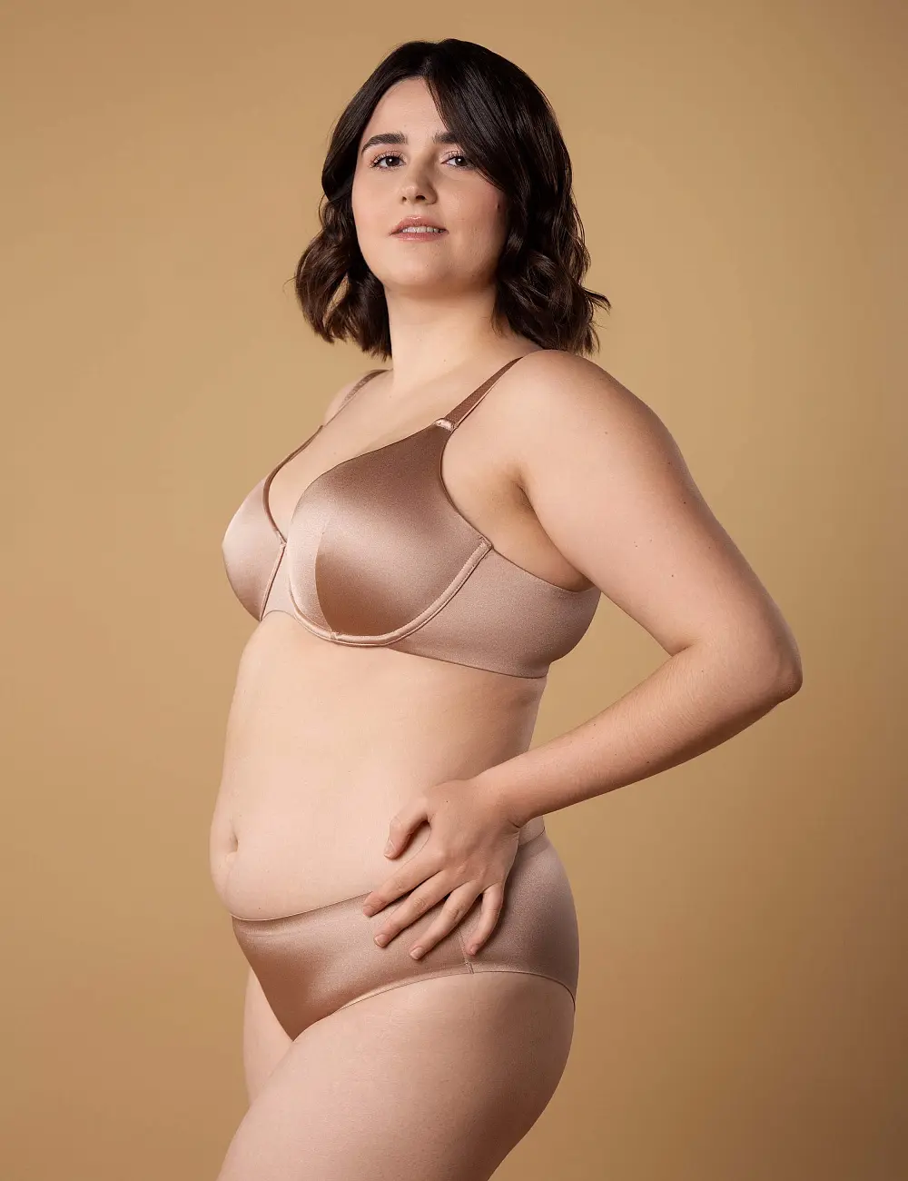 Biustonosz z miękką miseczką 522CP nude