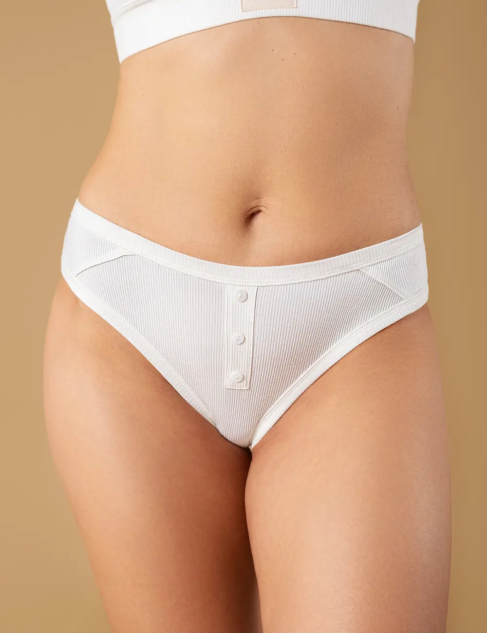 Majtki figi 001GT kość słoniowa