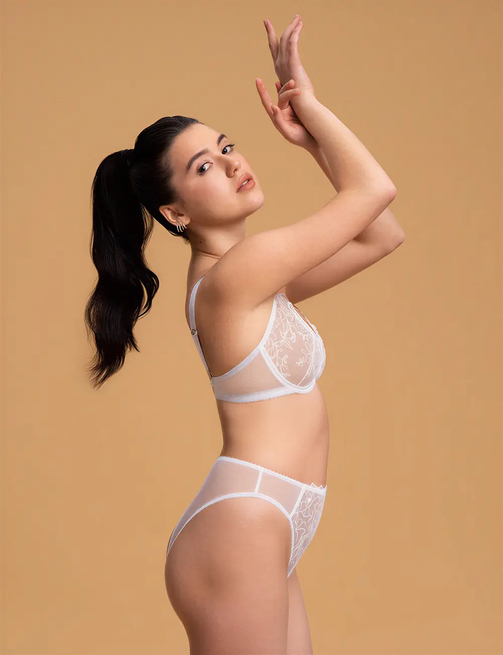 Figi z wysokim stanem 021SR białe