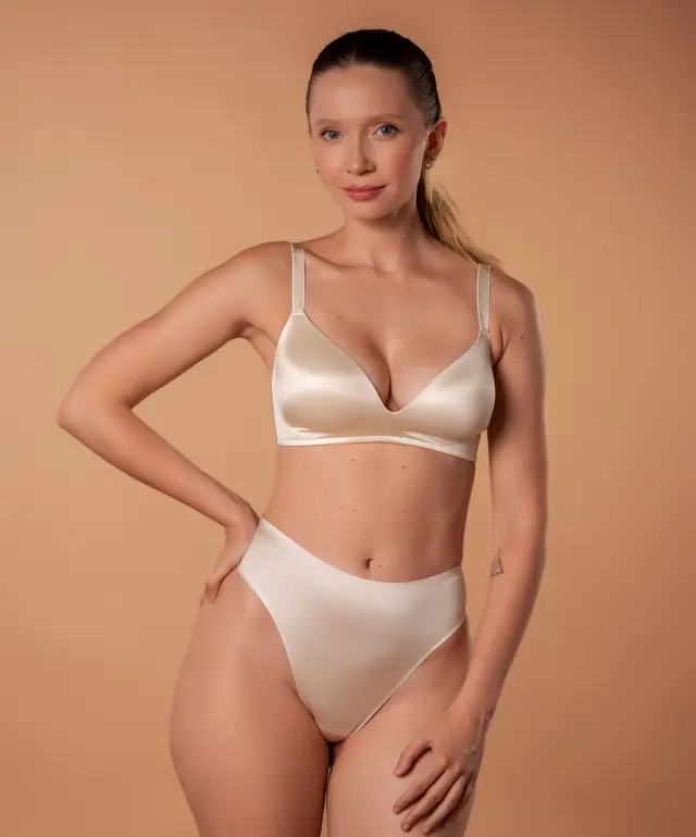 Stringi 305CP ivory