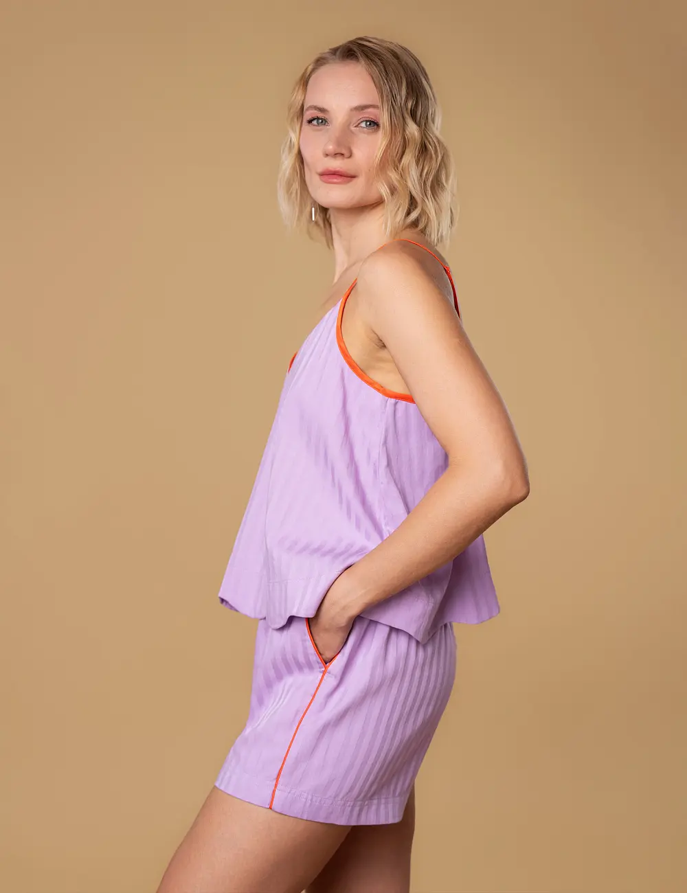 Szorty 713FA liliowe