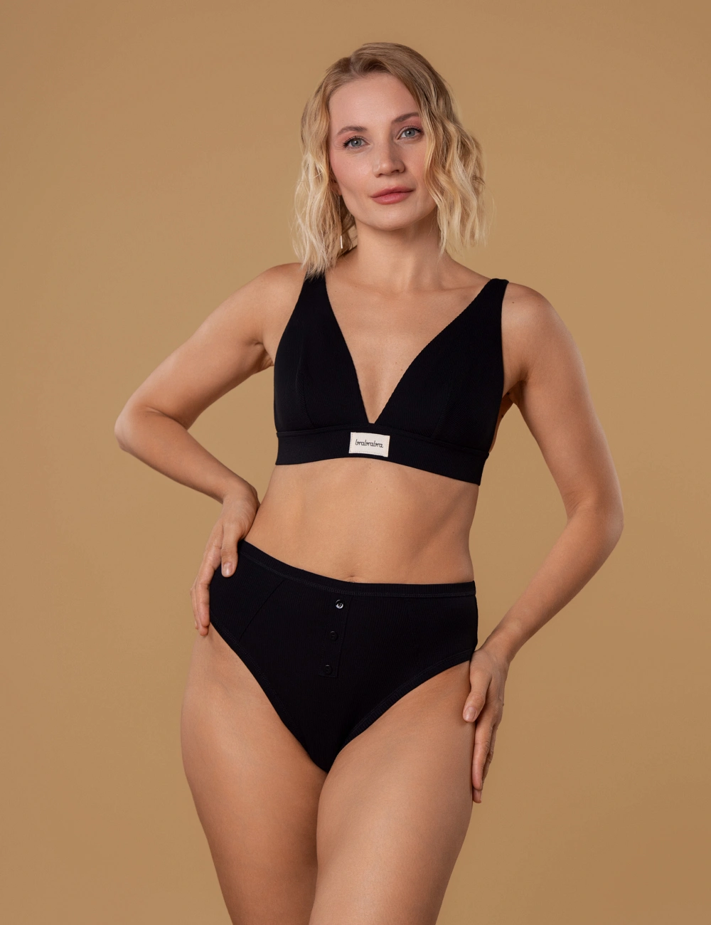 Majtki figi wysokie 201GT czarne