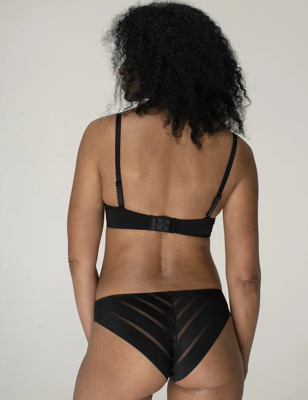 Majtki figi 101C czarne