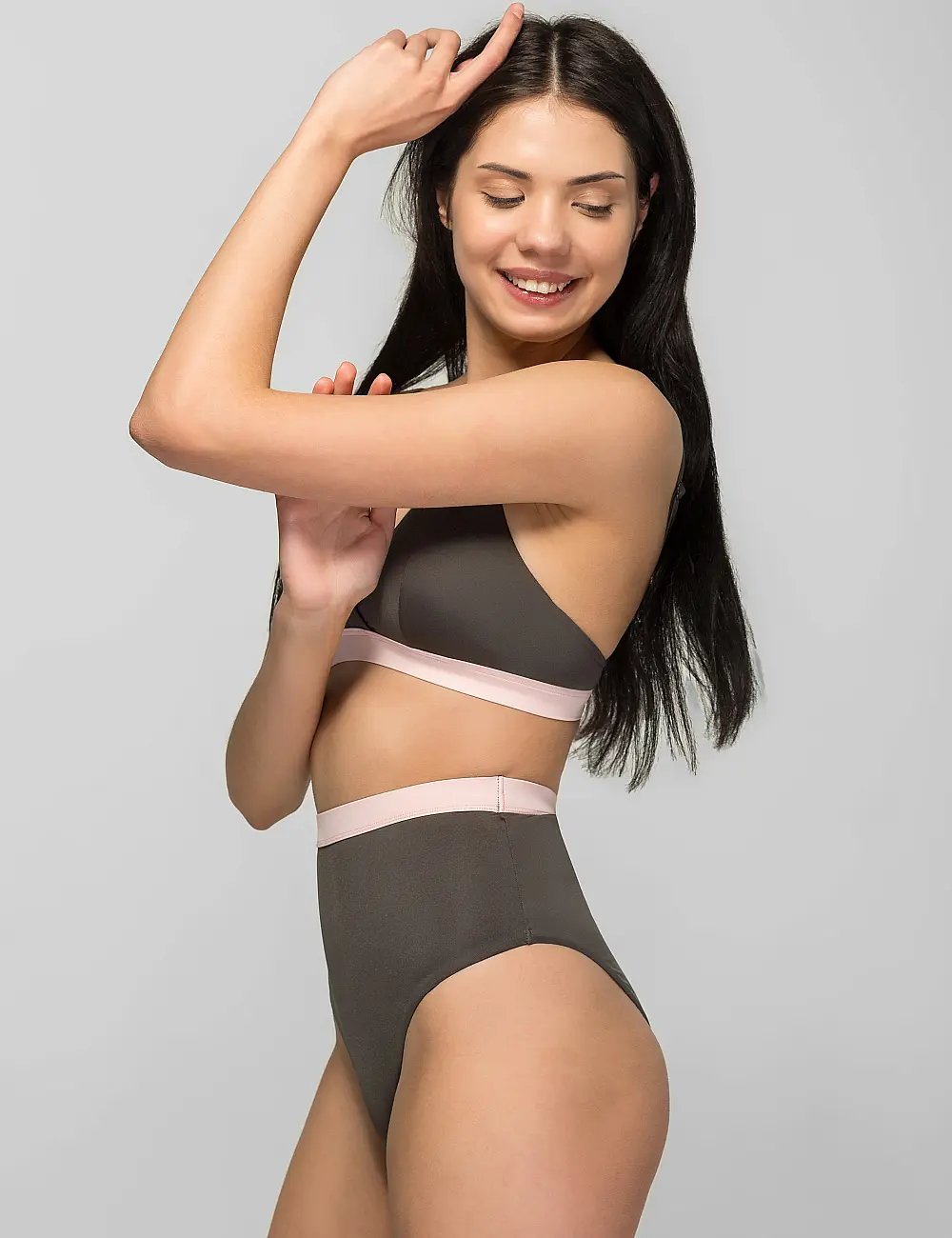 Majtki kąpielowe 421C oliwa 